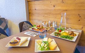Sowell Hotels Le Pas Du Loup
